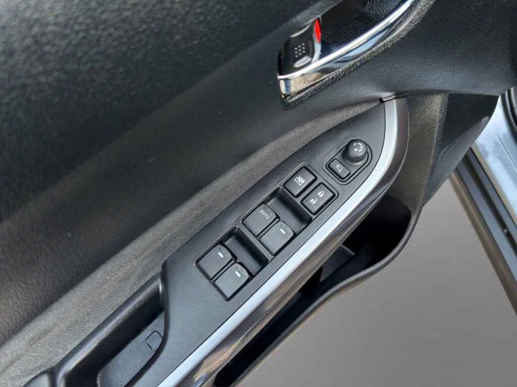 106234-6ad7743f9161a7e5f8758-a0f7-4df8-b968-cb67235ebb2e-rule-mo-1600.jpg