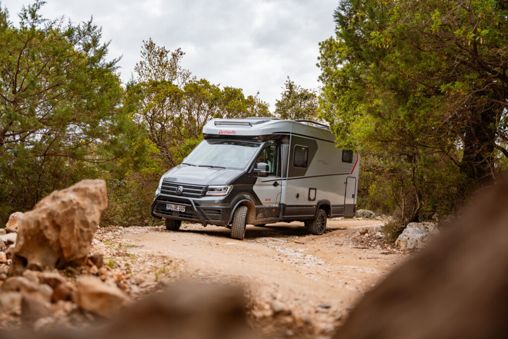 DET Globebus Performance 4x4 Yukon 250409 Sardinien 266